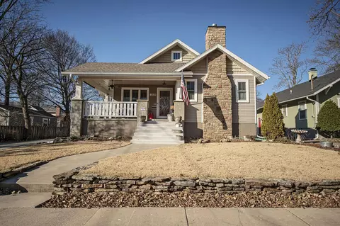 1319 E Monroe St, Springfield, MO 65804