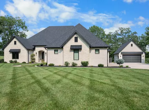 4254 S 94th Rd, Bolivar, MO 65613
