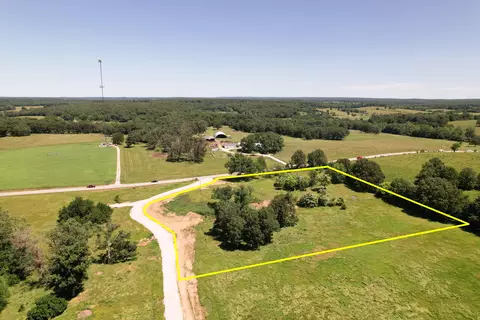 009 E Highway 32, Fair Play, MO 65649