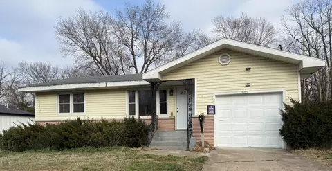 920 N Broadway Ave, Springfield, MO 65802