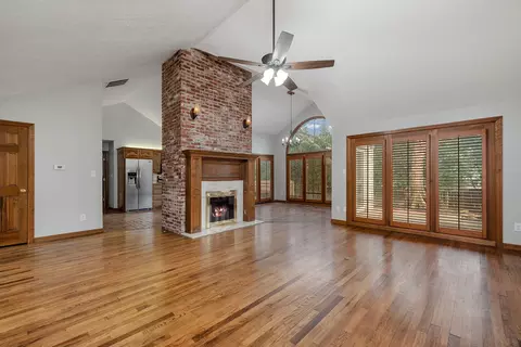 3534 E Whitehall Dr, Springfield, MO 65809 photo 11