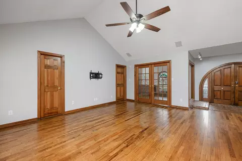 3534 E Whitehall Dr, Springfield, MO 65809 photo 9