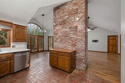 3534 E Whitehall Dr, Springfield, MO 65809 photo 17