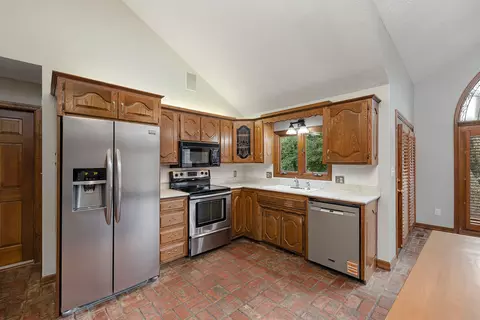 3534 E Whitehall Dr, Springfield, MO 65809 photo 16