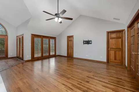 3534 E Whitehall Dr, Springfield, MO 65809 photo 7