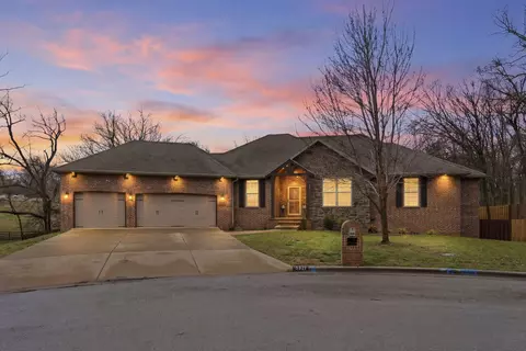 5321 S James Ave, Springfield, MO 65810