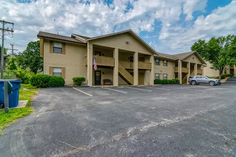 Exterior - 320 Turnberry Rd # 2, Branson, MO 65616 photo 8 of 8