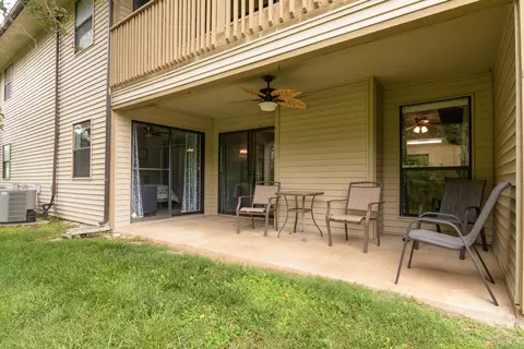 Exterior - 320 Turnberry Rd # 2, Branson, MO 65616 photo 5 of 8