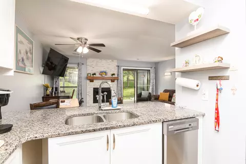 Kitchen - 320 Turnberry Rd # 2, Branson, MO 65616 photo 3 of 4