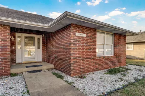 5567 S Jefferson Ave, Springfield, MO 65810 photo 4