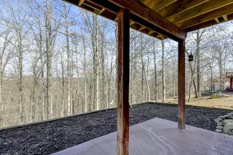 Exterior - 325 Southview Dr, Branson, MO 65616 photo 5 of 8
