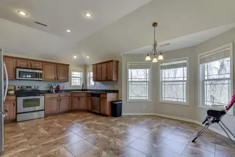 Kitchen - 325 Southview Dr, Branson, MO 65616 photo 1 of 5