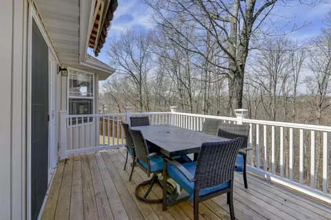Exterior - 325 Southview Dr, Branson, MO 65616 photo 6 of 8