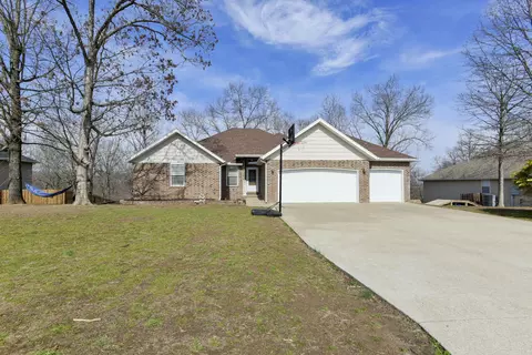 325 Southview Dr, Branson, MO 65616
