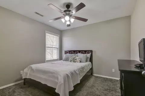 Bedroom - 325 Southview Dr, Branson, MO 65616 photo 3 of 10