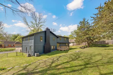 Exterior - 2145 E Shady Glen Dr, Springfield, MO 65804 photo 10 of 10