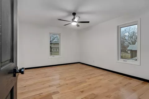 Bedroom - 2145 E Shady Glen Dr, Springfield, MO 65804 photo 3 of 3