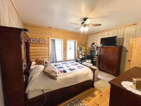 Bedroom - 53 Veazey Dr, Brixey, MO 65618 photo 2 of 5