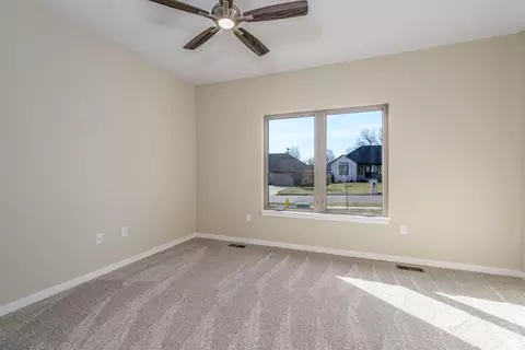 Bedroom - 3801 W Broadmoor St, Springfield, MO 65807 photo 3 of 10