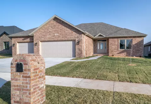 3801 W Broadmoor St, Springfield, MO 65807