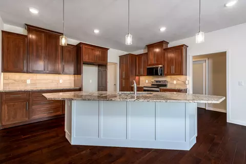 Kitchen - 3801 W Broadmoor St, Springfield, MO 65807 photo 1 of 2