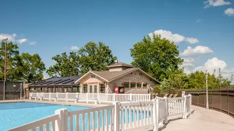 Exterior - 366 Wimbledon Dr #3, Branson, MO 65616 photo 9 of 12
