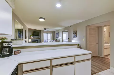 Kitchen - 366 Wimbledon Dr #3, Branson, MO 65616 photo 4 of 4