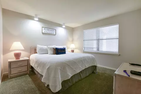 Bedroom - 366 Wimbledon Dr #3, Branson, MO 65616 photo 5 of 7