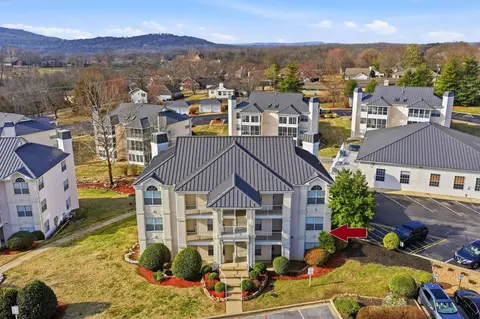 200 Meadow Ridge Ln # 6-4, Branson, MO 65616