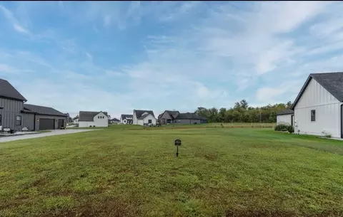 952 E Valley Trail Dr, Republic, MO 65738