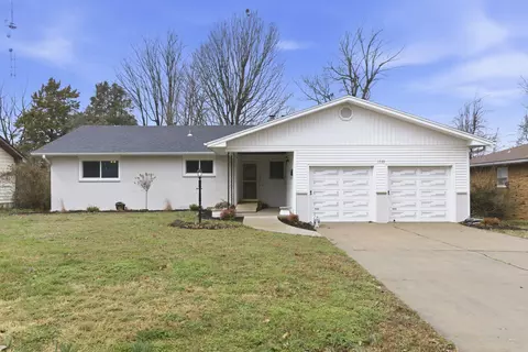 1733 S Lancaster Ave, Springfield, MO 65807