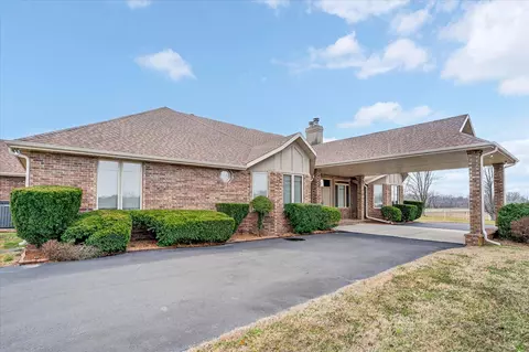 1526 E Lakecrest Dr, Ozark, MO 65721 photo 2