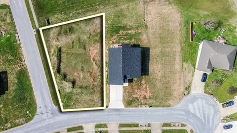 4473 N Toby Ave, Springfield, MO 65803