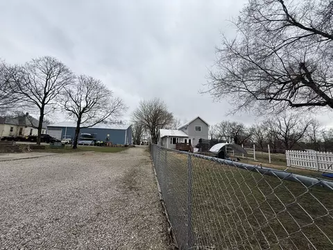 Exterior - 615 W Benton St, Buffalo, MO 65622 photo 24 of 25