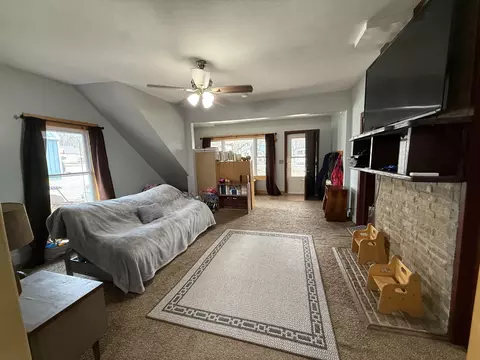 Living - 615 W Benton St, Buffalo, MO 65622 photo 5 of 5