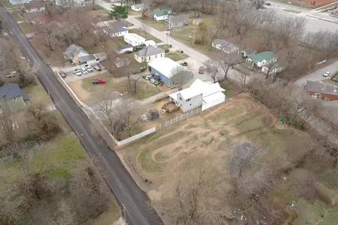 View/Area - 615 W Benton St, Buffalo, MO 65622 photo 5 of 7