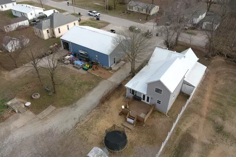 View/Area - 615 W Benton St, Buffalo, MO 65622 photo 7 of 7