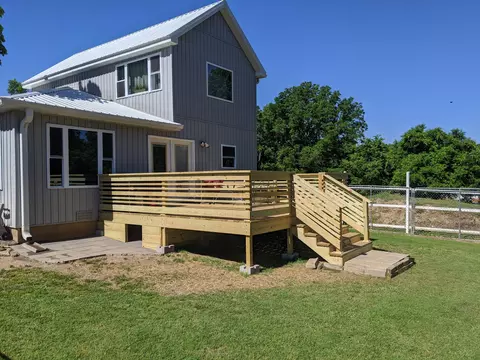 Exterior - 615 W Benton St, Buffalo, MO 65622 photo 11 of 25