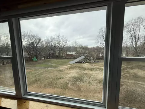 View/Area - 615 W Benton St, Buffalo, MO 65622 photo 2 of 7