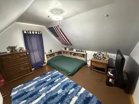 Bedroom - 615 W Benton St, Buffalo, MO 65622 photo 3 of 4