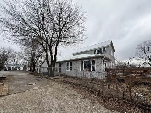 Exterior - 615 W Benton St, Buffalo, MO 65622 photo 6 of 25