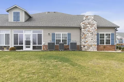 Exterior - 126 Rue De Villas Cir, Branson, MO 65616 photo 3 of 5