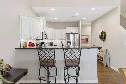 Kitchen - 126 Rue De Villas Cir, Branson, MO 65616 photo 3 of 3