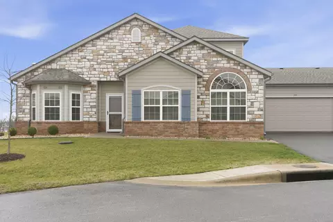 Exterior - 126 Rue De Villas Cir, Branson, MO 65616 photo 2 of 5