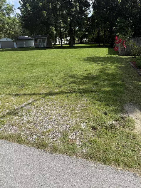 2402 E Commercial St, Springfield, MO 65803 photo 7