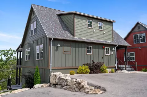 133 Carefree Ln #16, Kimberling City, MO 65686