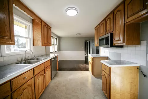 Kitchen - 1413 4th St, Monett, MO 65708 photo 1 of 1