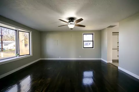 Living - 1413 4th St, Monett, MO 65708 photo 4 of 5