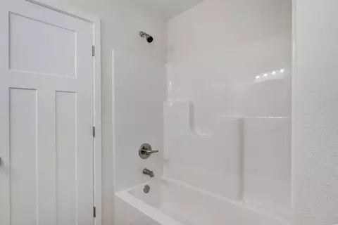 Bath - 1107 E Smith St, Springfield, MO 65803 photo 1 of 2