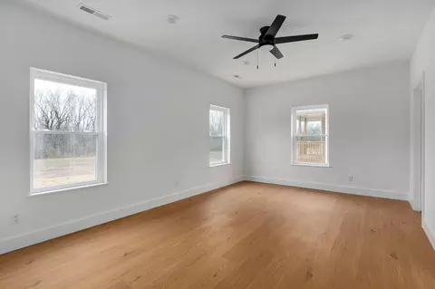 1135 N Dickerson Ave, Springfield, MO 65803 photo 14